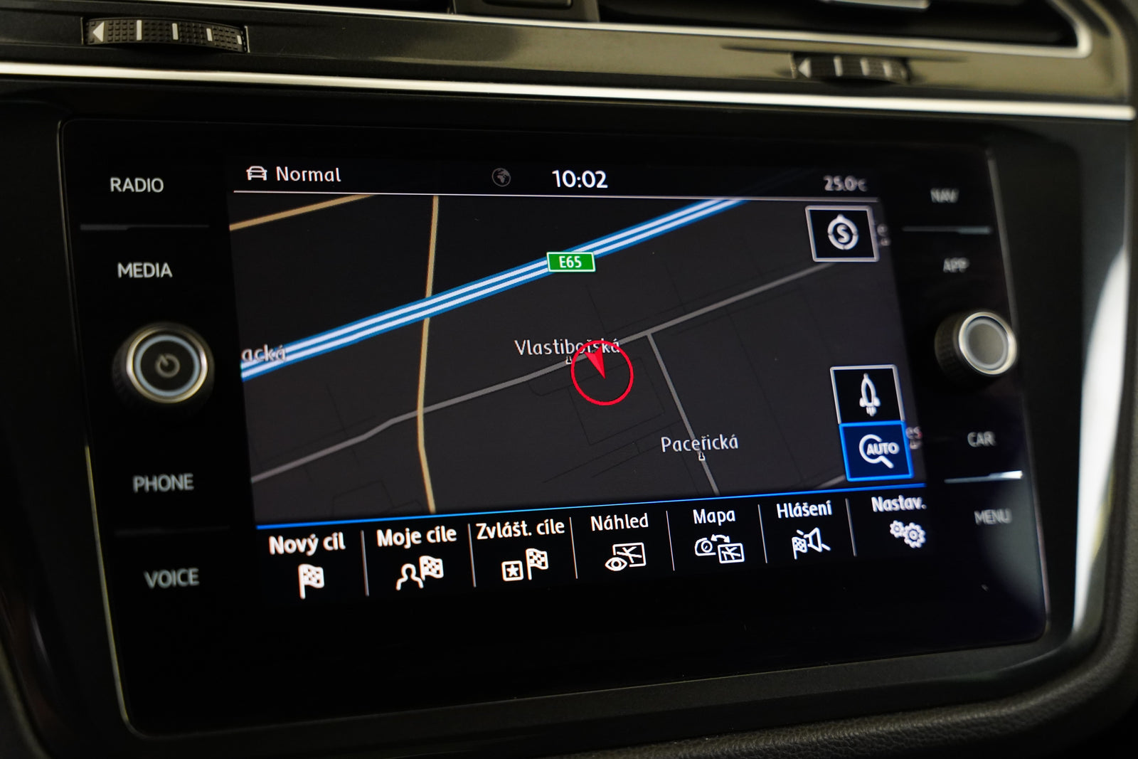 Volkswagen Tiguan 2.0 TSI 132 kW – foto 18