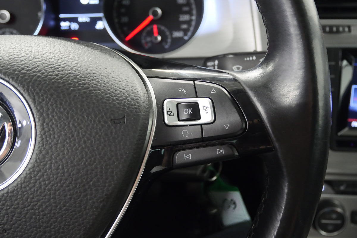 Volkswagen Golf 2.0 TDI 110 kW Comfortline – foto 18