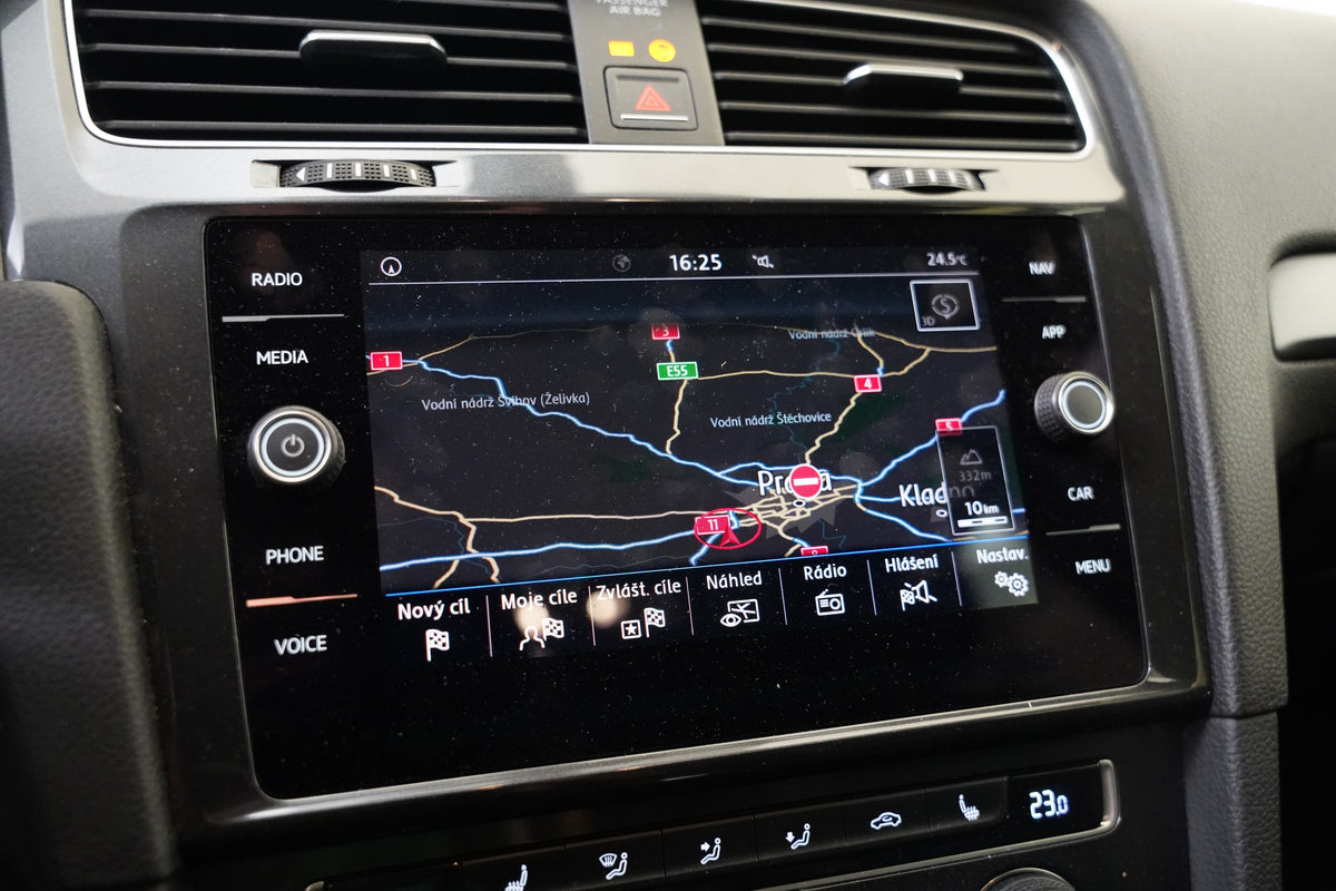 Volkswagen Golf 1.6 TDI 85 kW DSG Comfortline