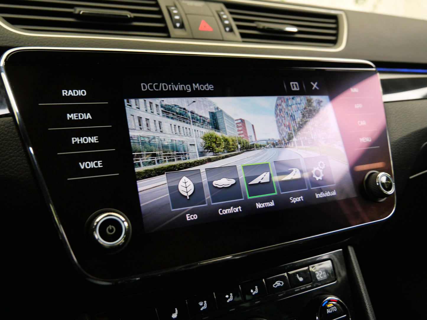 Škoda Superb 2.0 TDI 110 kW Sportline