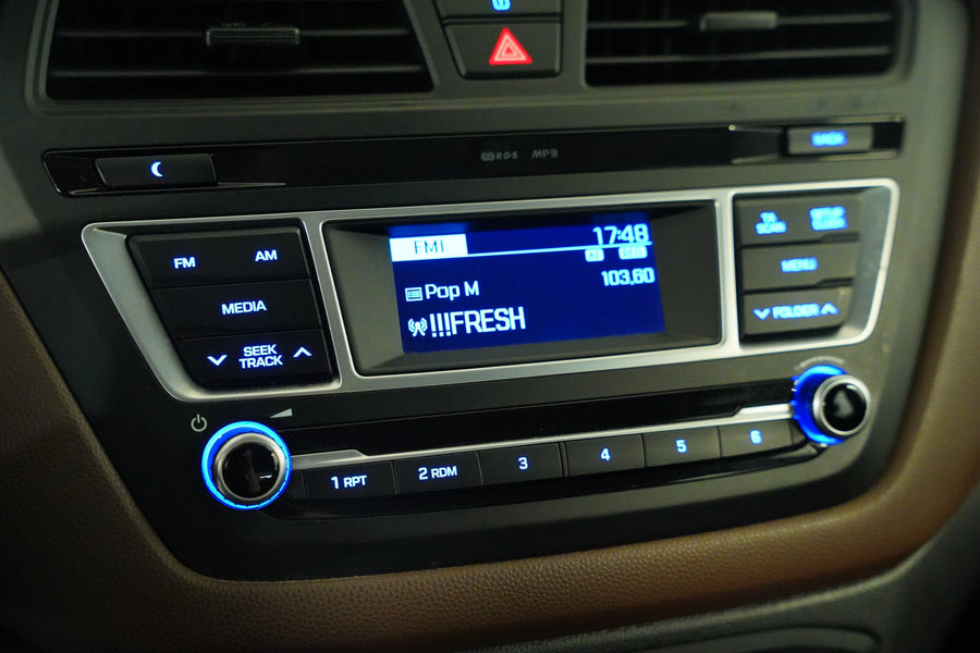 Hyundai i20 1.2i 55 kW – foto 18