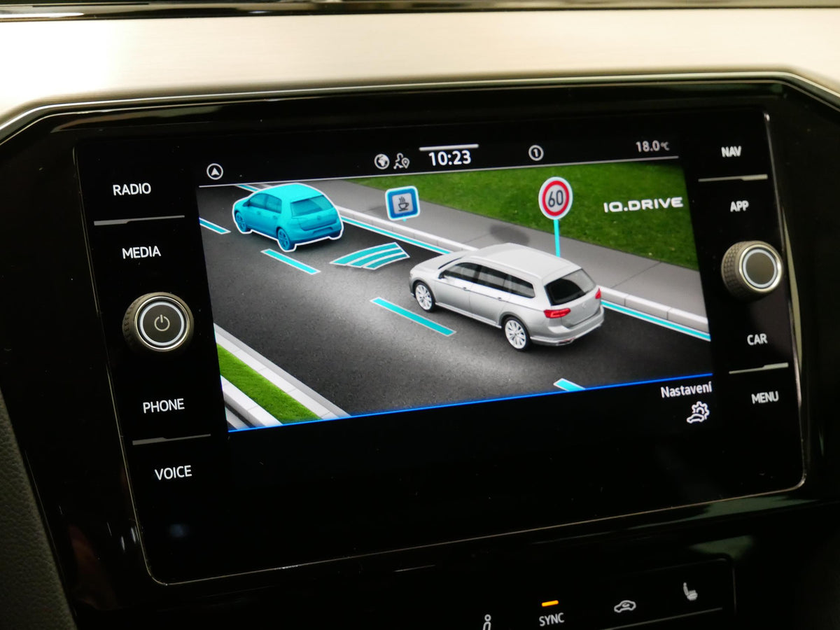 Volkswagen Passat 2.0 TDI 147 kW Elegance – foto 18