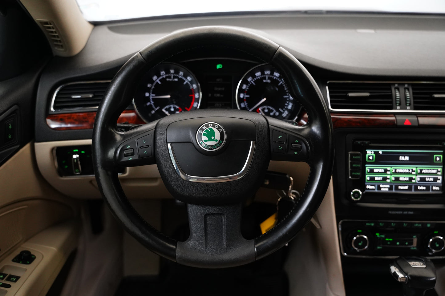 Škoda Superb 2.0 TDI 125 kW DSG Elegance