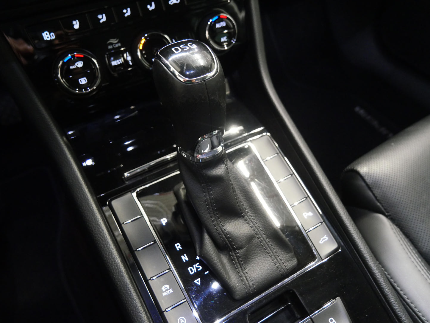 Škoda Superb 2.0 TDI 110 kW DSG L&K