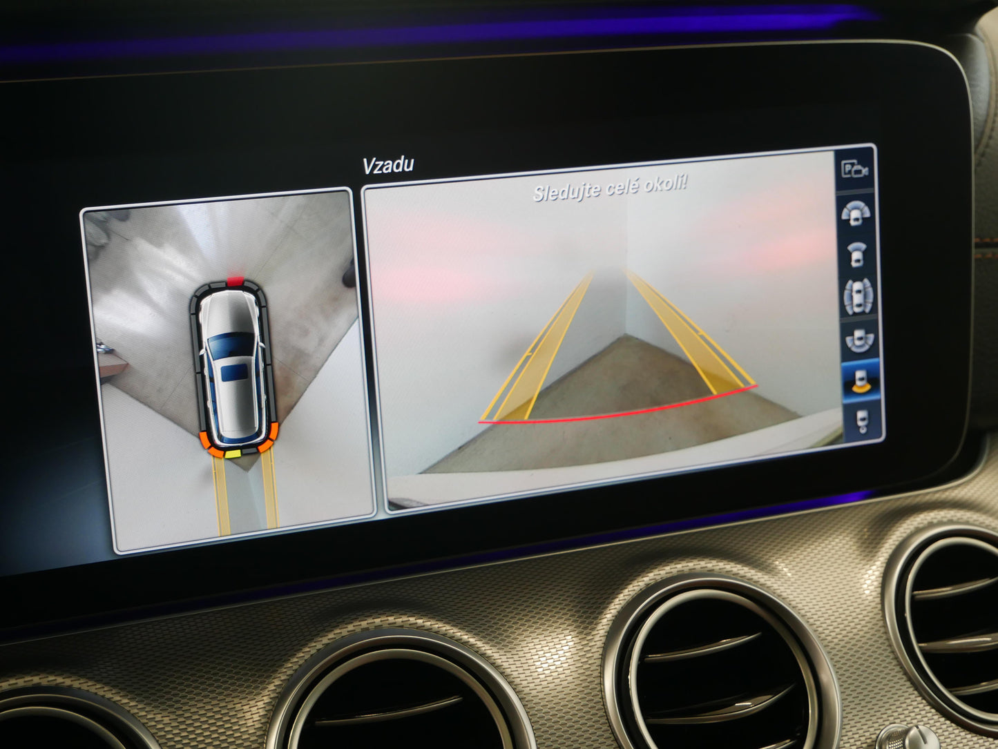 Mercedes-Benz E-Class E400 4MATIC 245KW