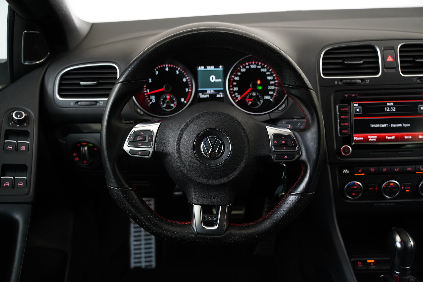 Volkswagen Golf 2.0 TSI 155 kW DSG GTI