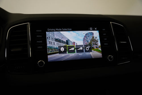 Škoda Karoq 1.5 TSI 110 kW Top Selection – foto 18
