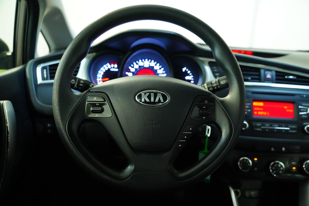 Kia Ceed 1.4 CVVT 74 kW – foto 18