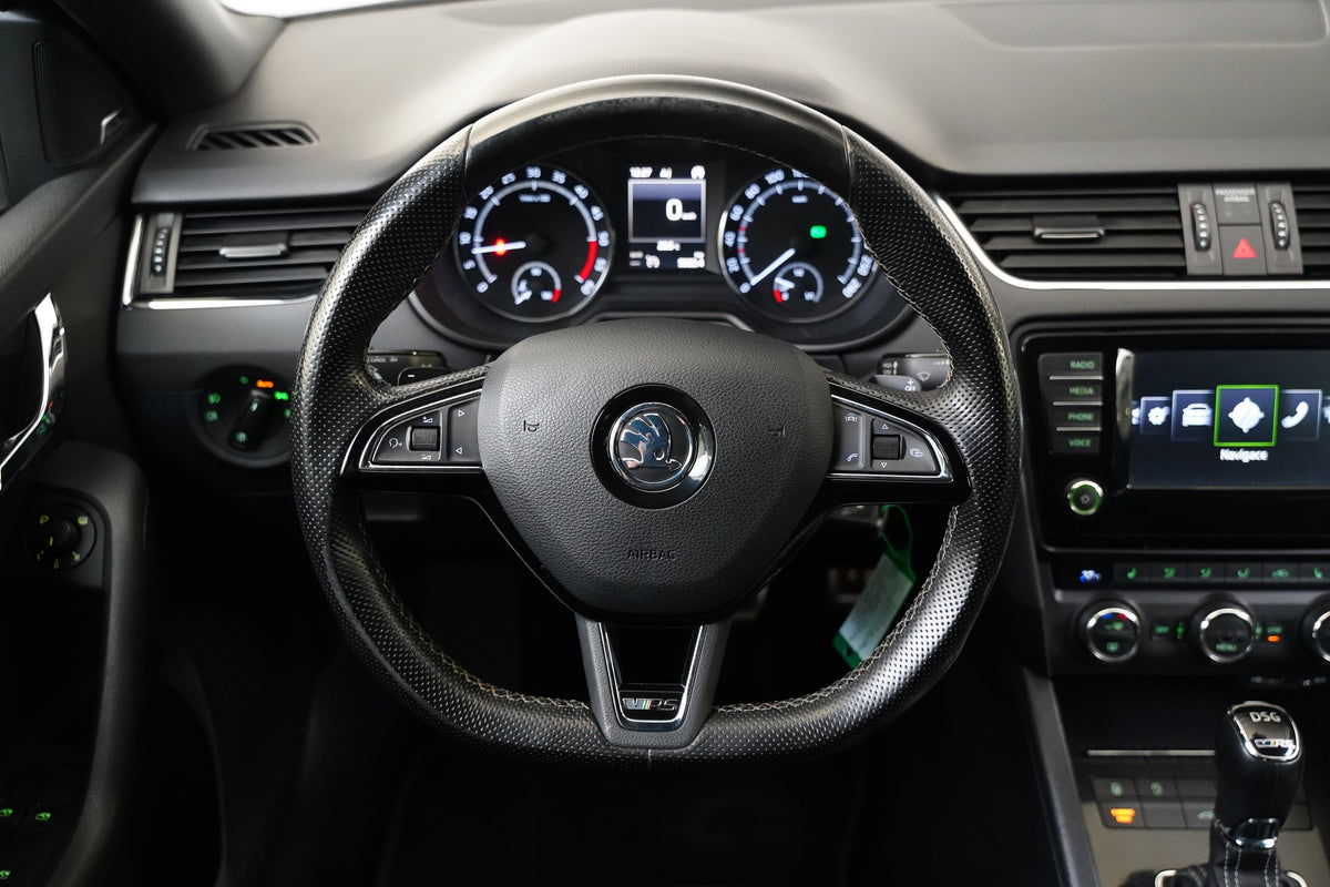 Škoda Octavia 2.0 TDI 135 kW RS – foto 18
