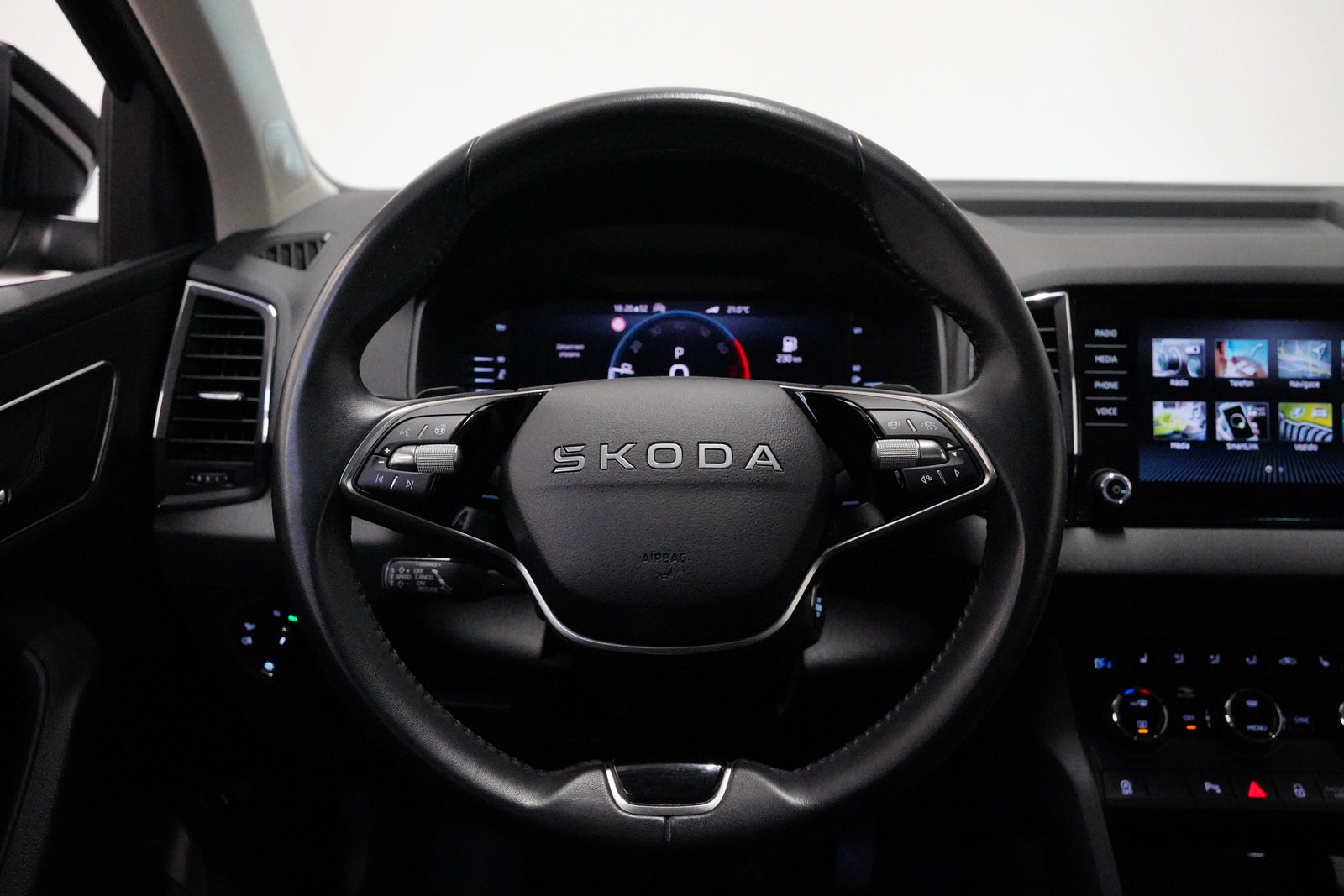 Škoda Karoq 1.5 TSI 110 kW Top Selection – foto 18