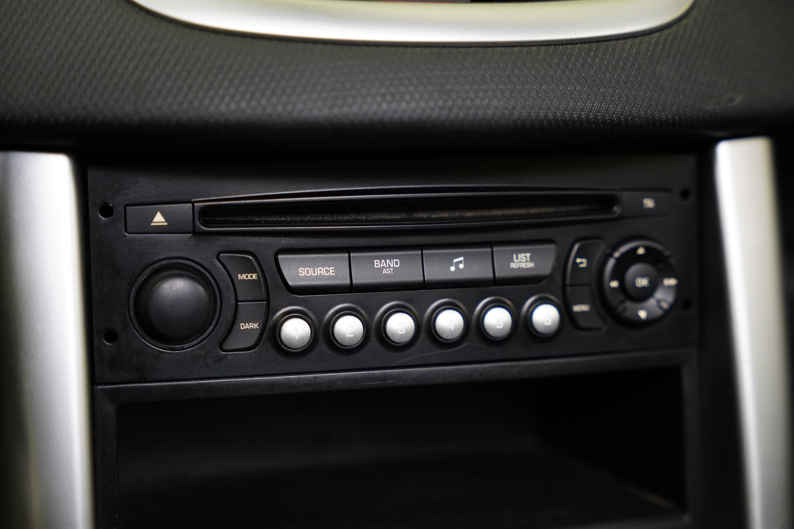 Peugeot 207 1.6 i 88 kW Allure – foto 18