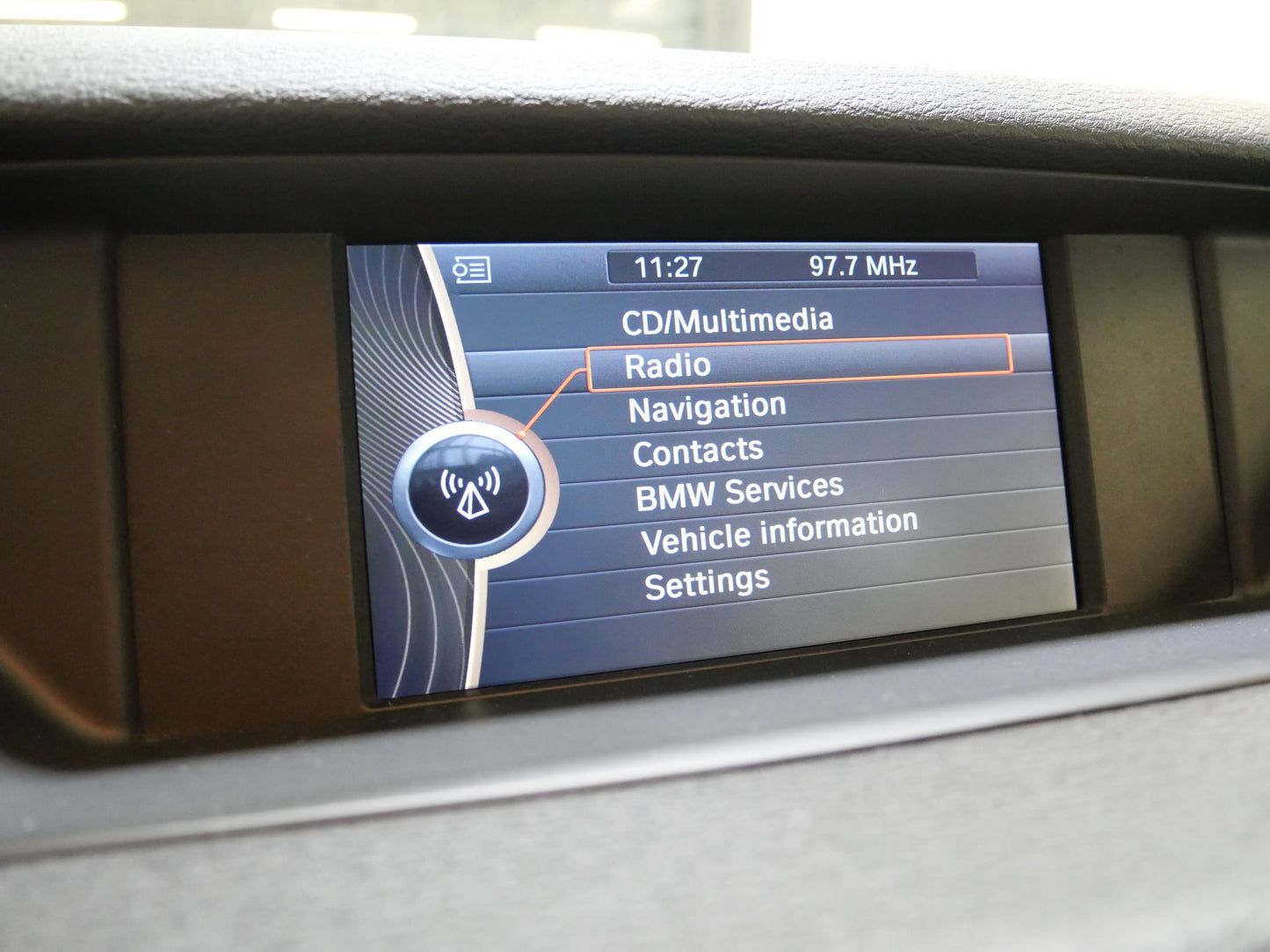 BMW X1 sDrive 18i 110 kW