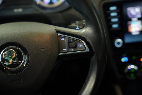 Škoda Octavia 2.0TSi 140kW – foto 18