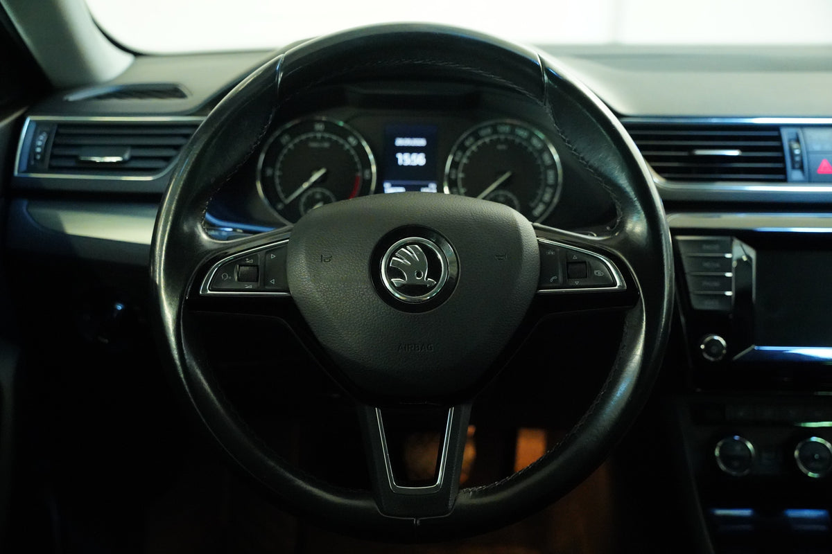 Škoda Superb 2.0 TDI 140 kW Style – foto 18
