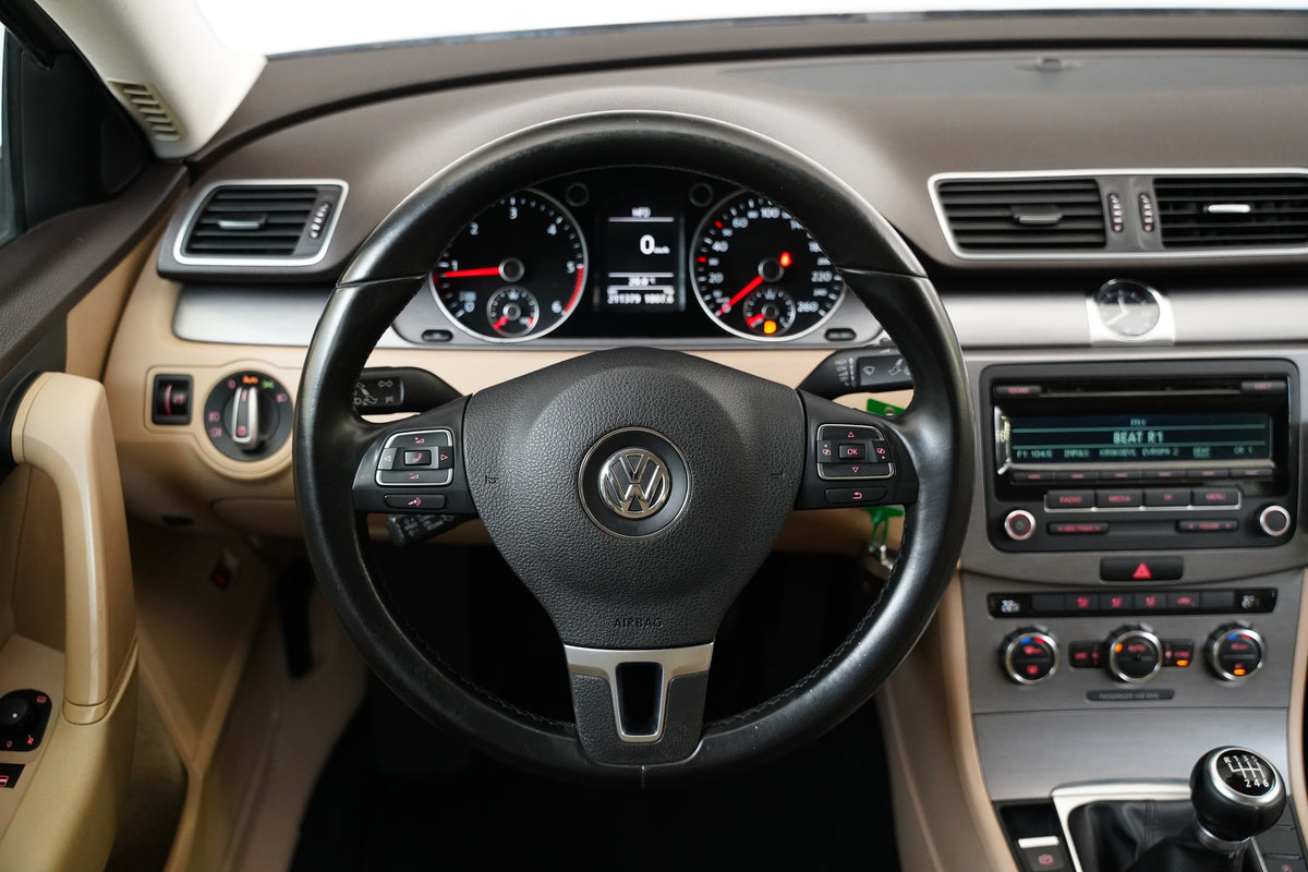 Volkswagen Passat 2.0 TDI 103 kW Comfortline – foto 18