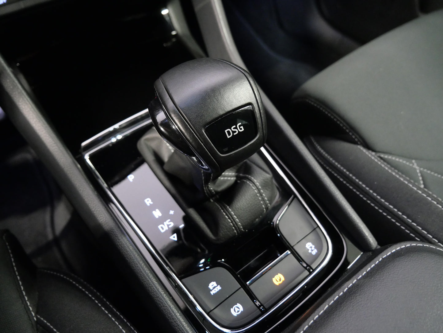 Škoda Karoq 1.5 TSI 110 kW SportLine