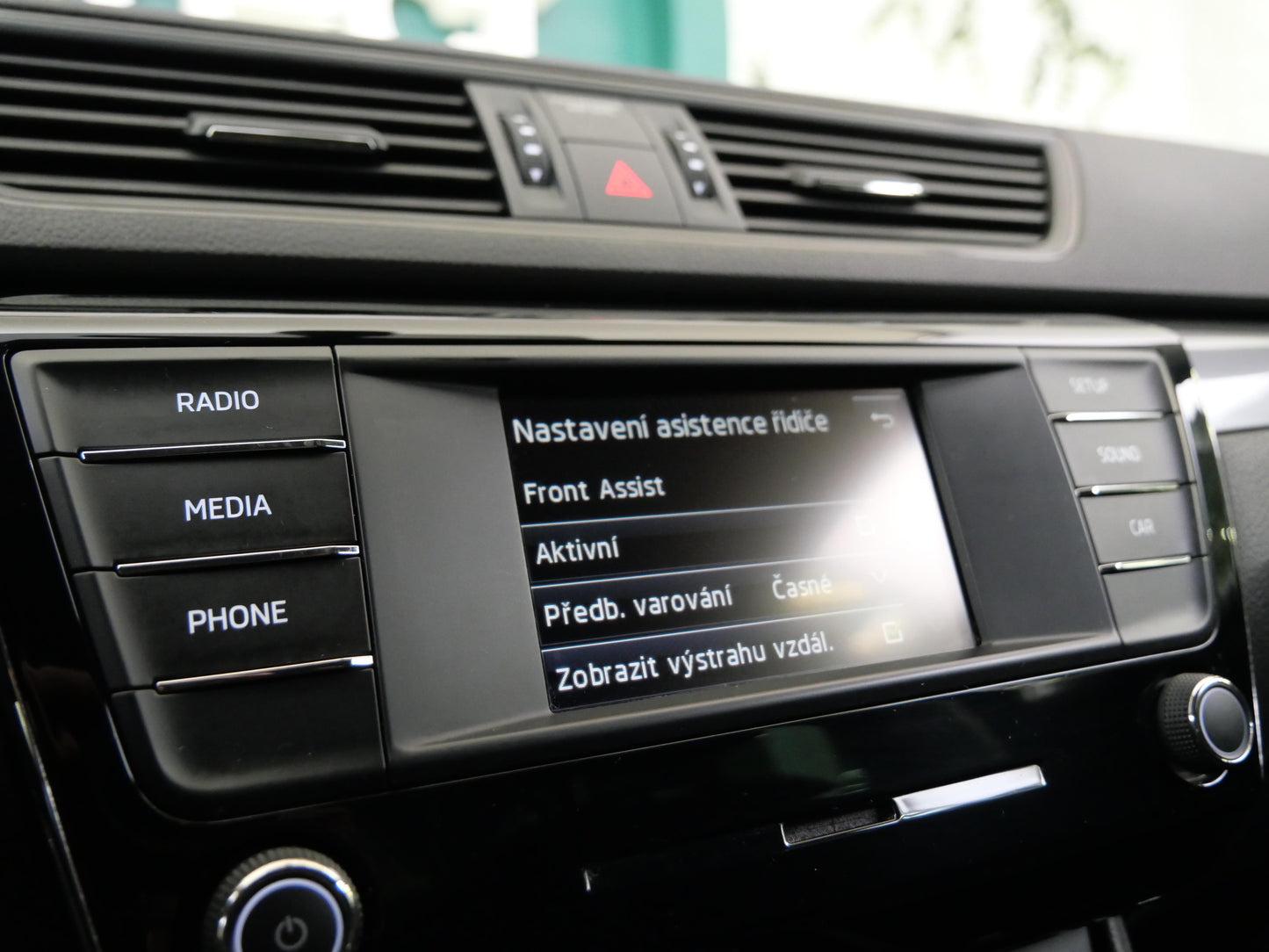 Škoda Superb 1.6 TDI 88 kW Active