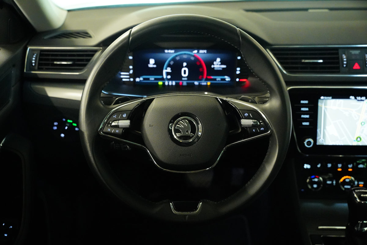 Škoda Superb 2.0 TDI 147 kW DSG 4x4 Style+ – foto 18