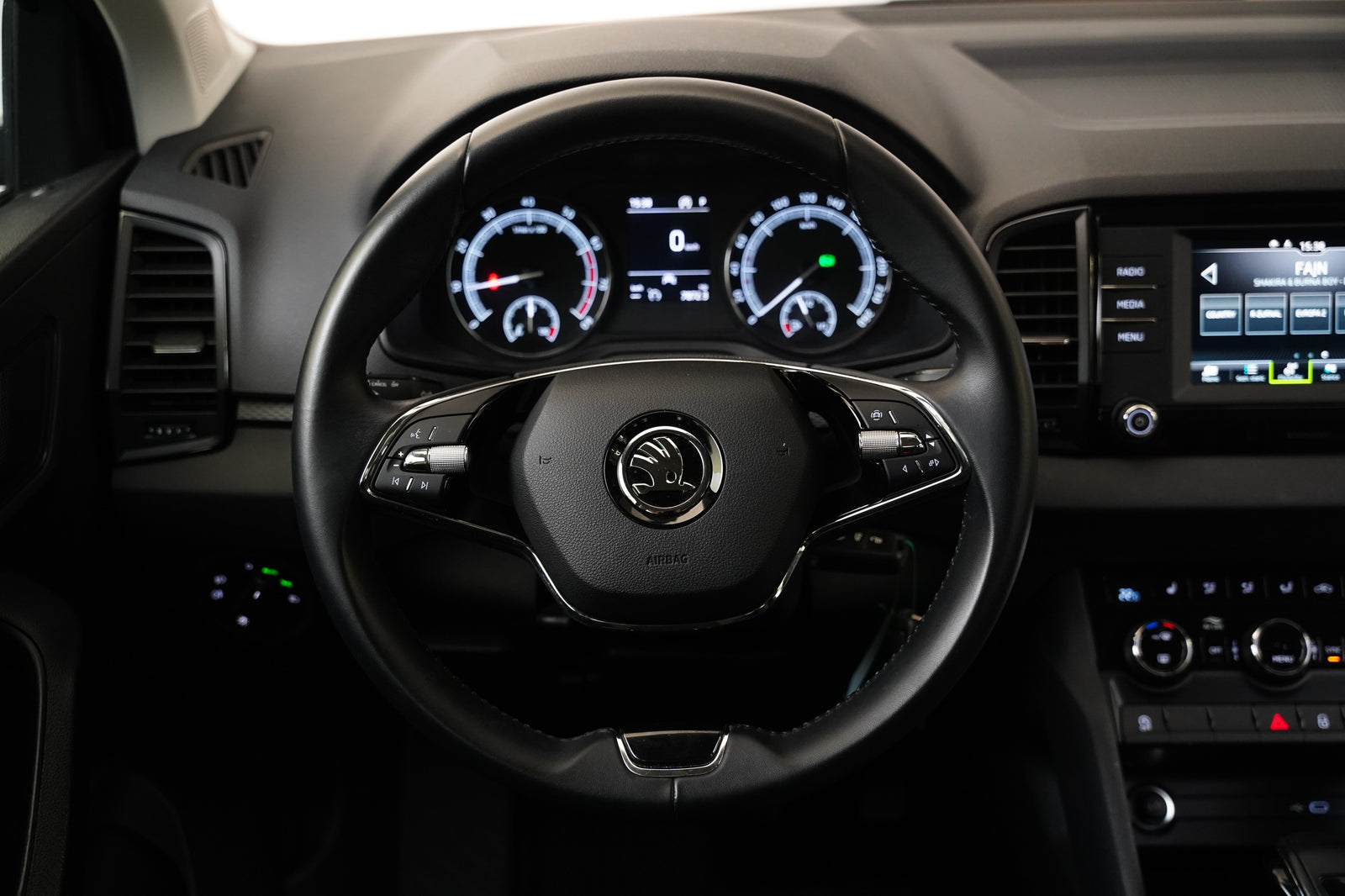 Škoda Karoq 1.5 TSI 110 kW DSG – foto 18