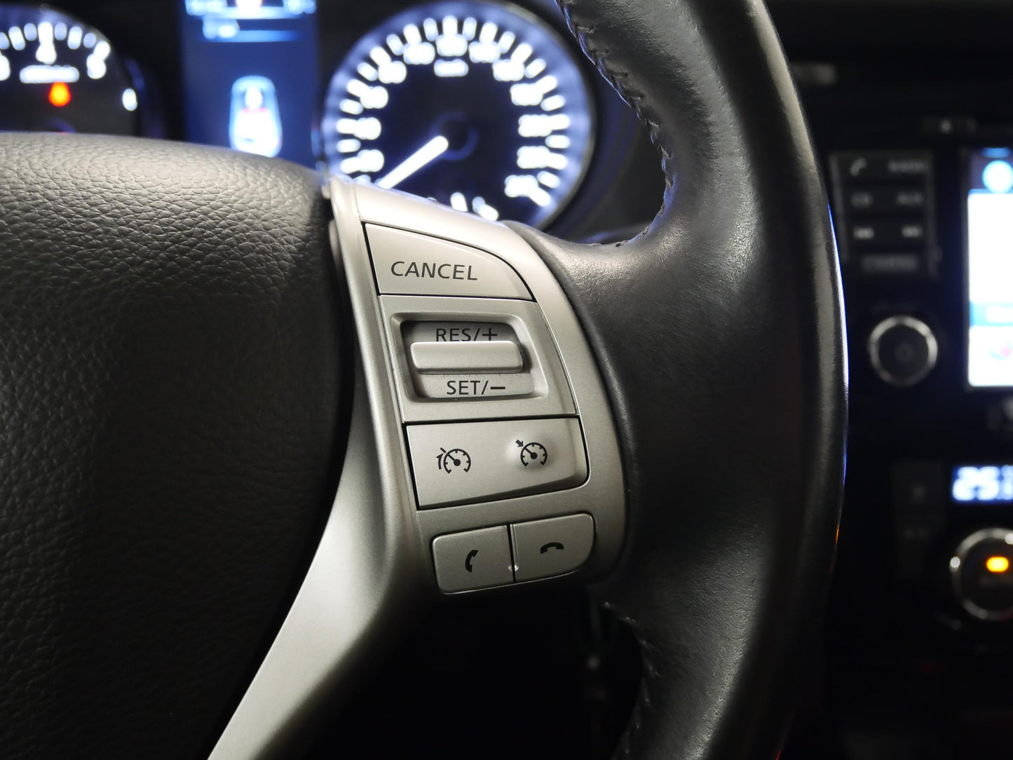 Nissan Qashqai 1.6 DIG-T 120 kW Acenta