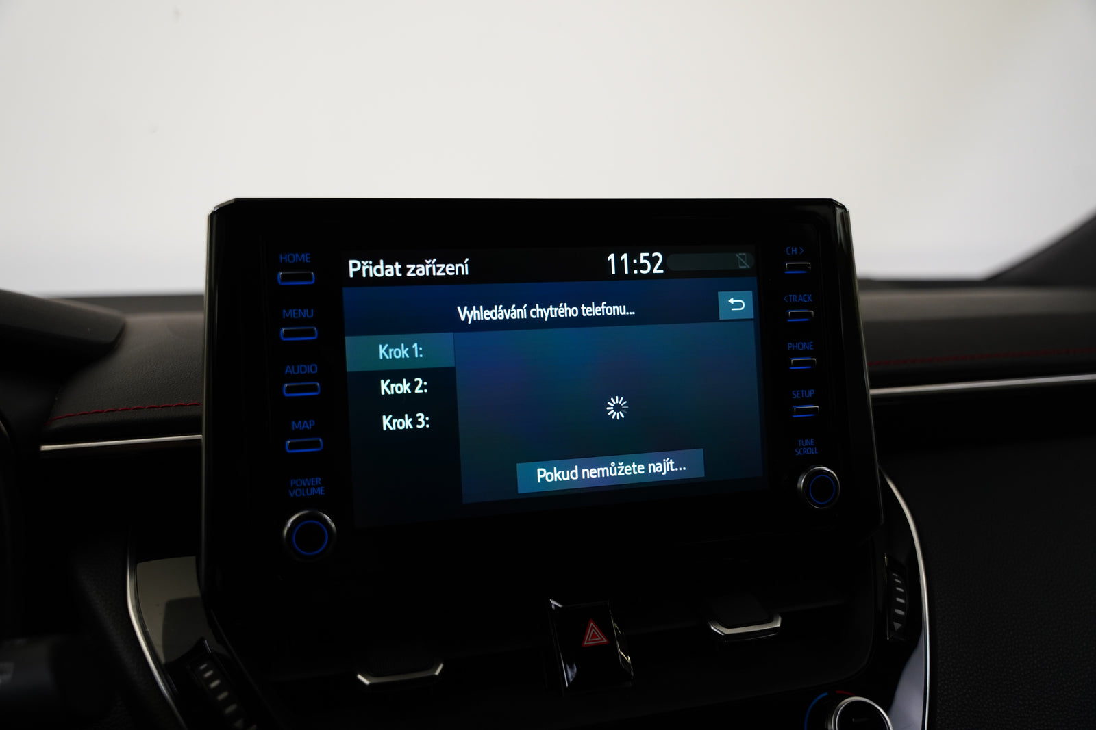Toyota Corolla 2.0 HEV e-CVT 112 kW Selection – foto 18