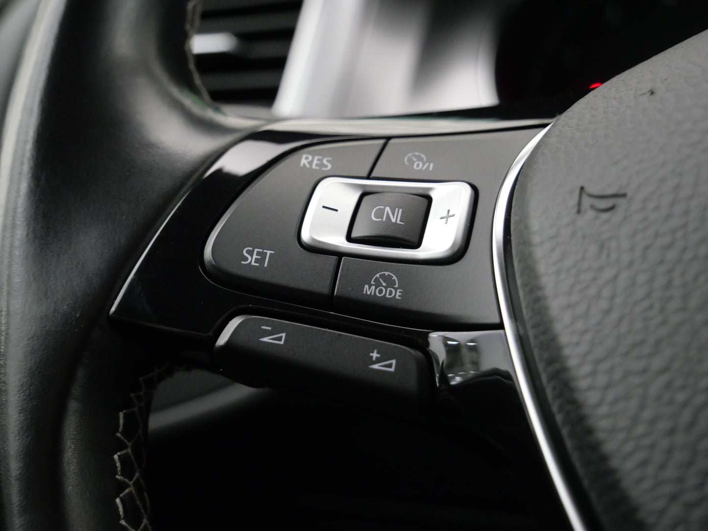 Volkswagen Golf 1.4 TSI 92 kW Lounge