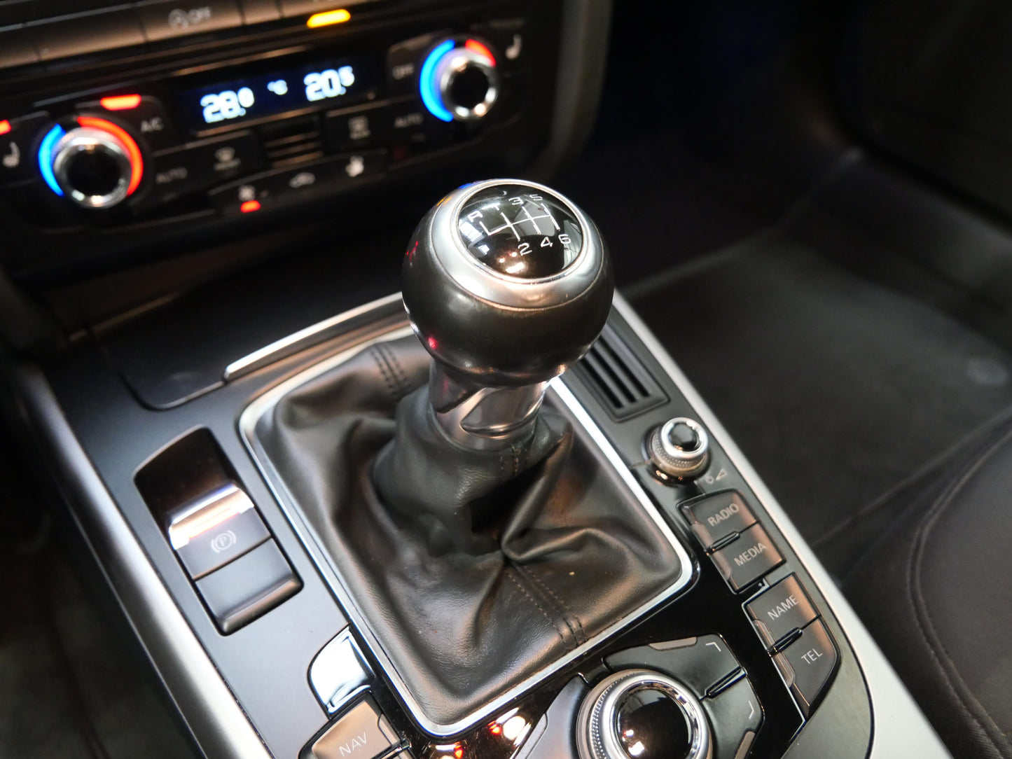 Audi A4 Avant 3.0 TDI 150 kW Ambiente