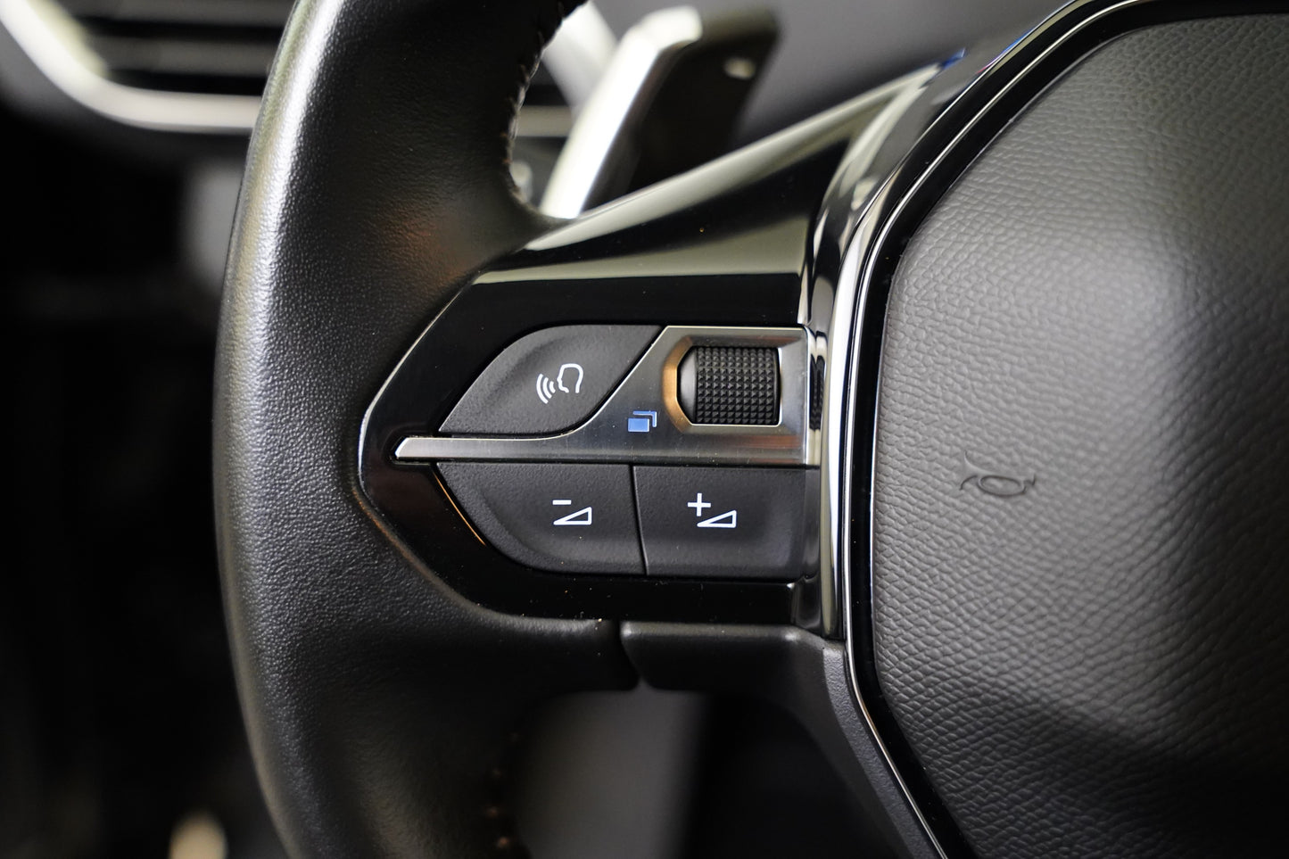 Peugeot 3008 1.5 Blue-HDi 96 kW Active Pack