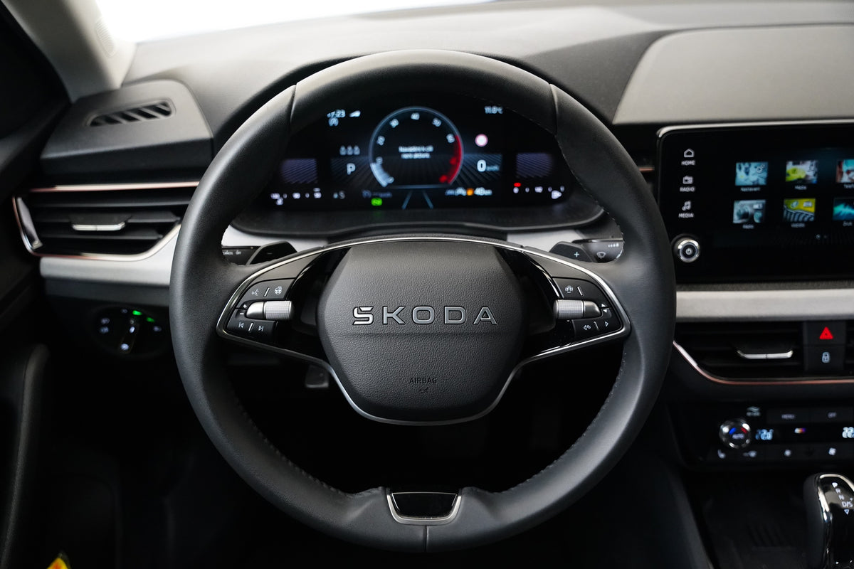 Škoda Scala 1.0 TSI 85kW DSG Top Selection – foto 18