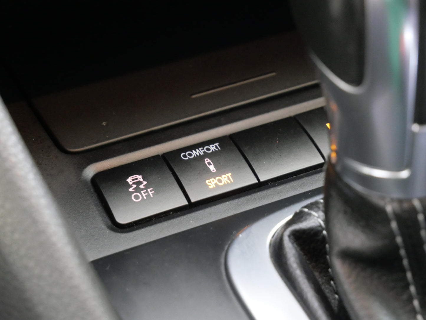 Volkswagen Golf 2.0 TSI 195 kW "R"