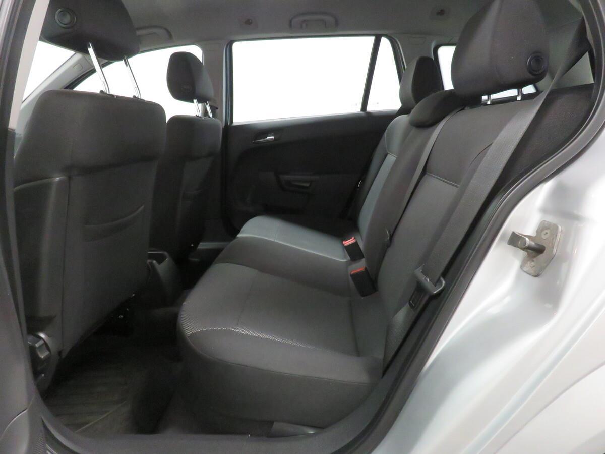 Opel Astra 1.7 CDTI 81 kW Active