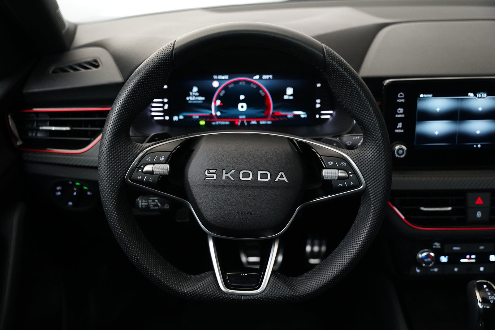Škoda Scala 1.5 TSI 110 kW DSG MonteCarlo – foto 18