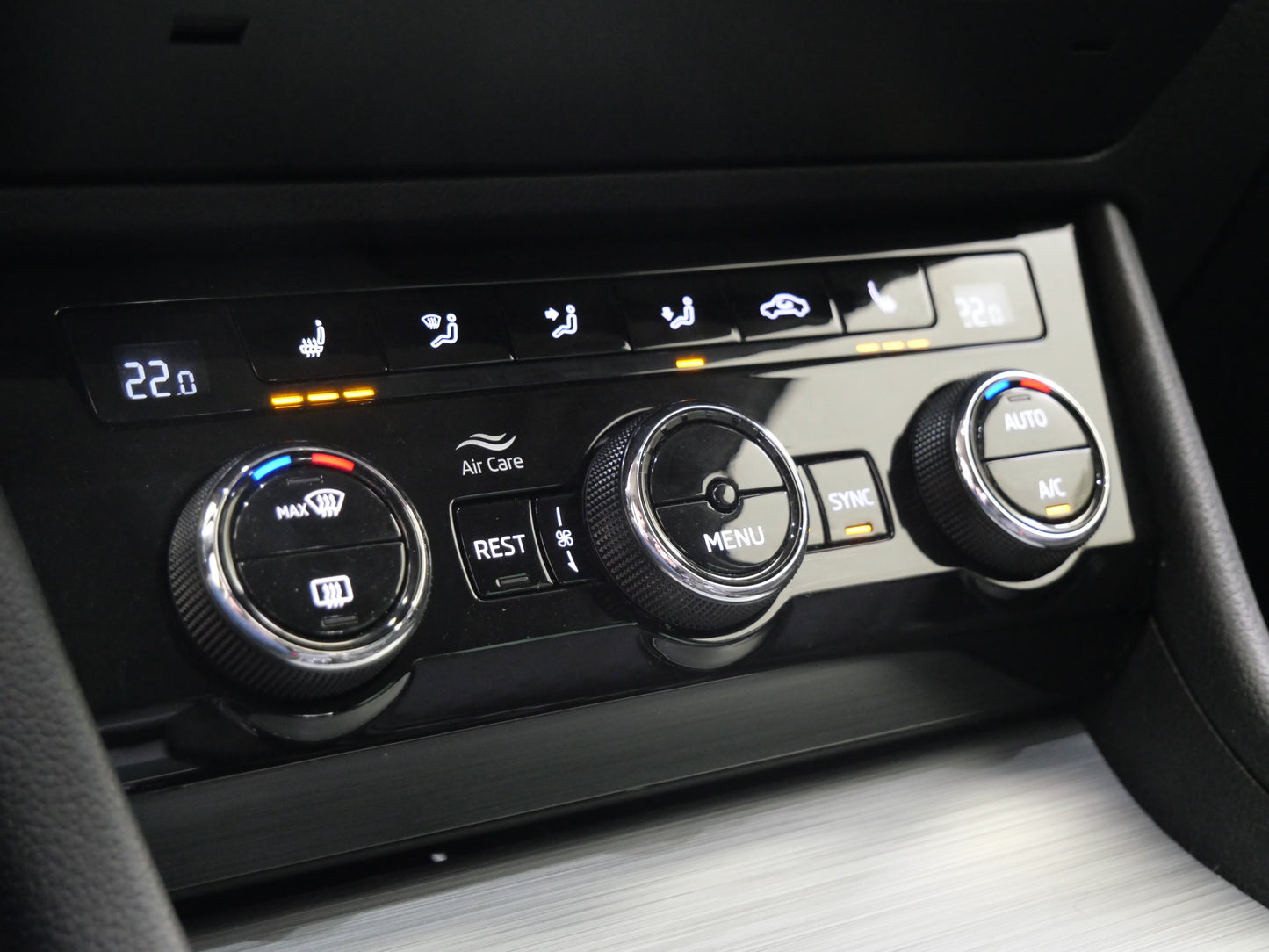 Škoda Superb 1.4 TSI 115 kW iV Ambition