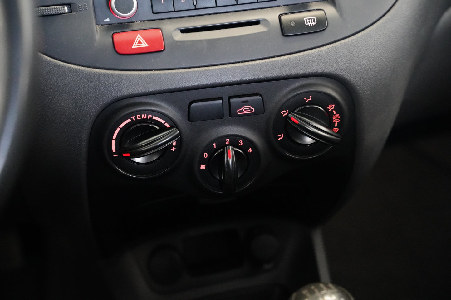 Kia Rio 1.4i 71 kW Attract