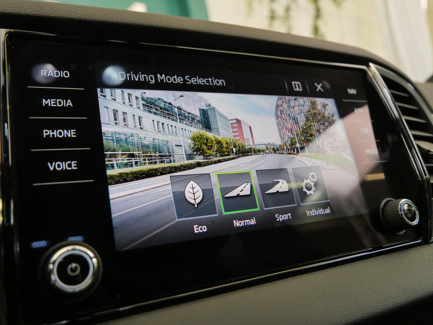 ŠKODA Karoq 1.5 TSI 110 kW Sportline