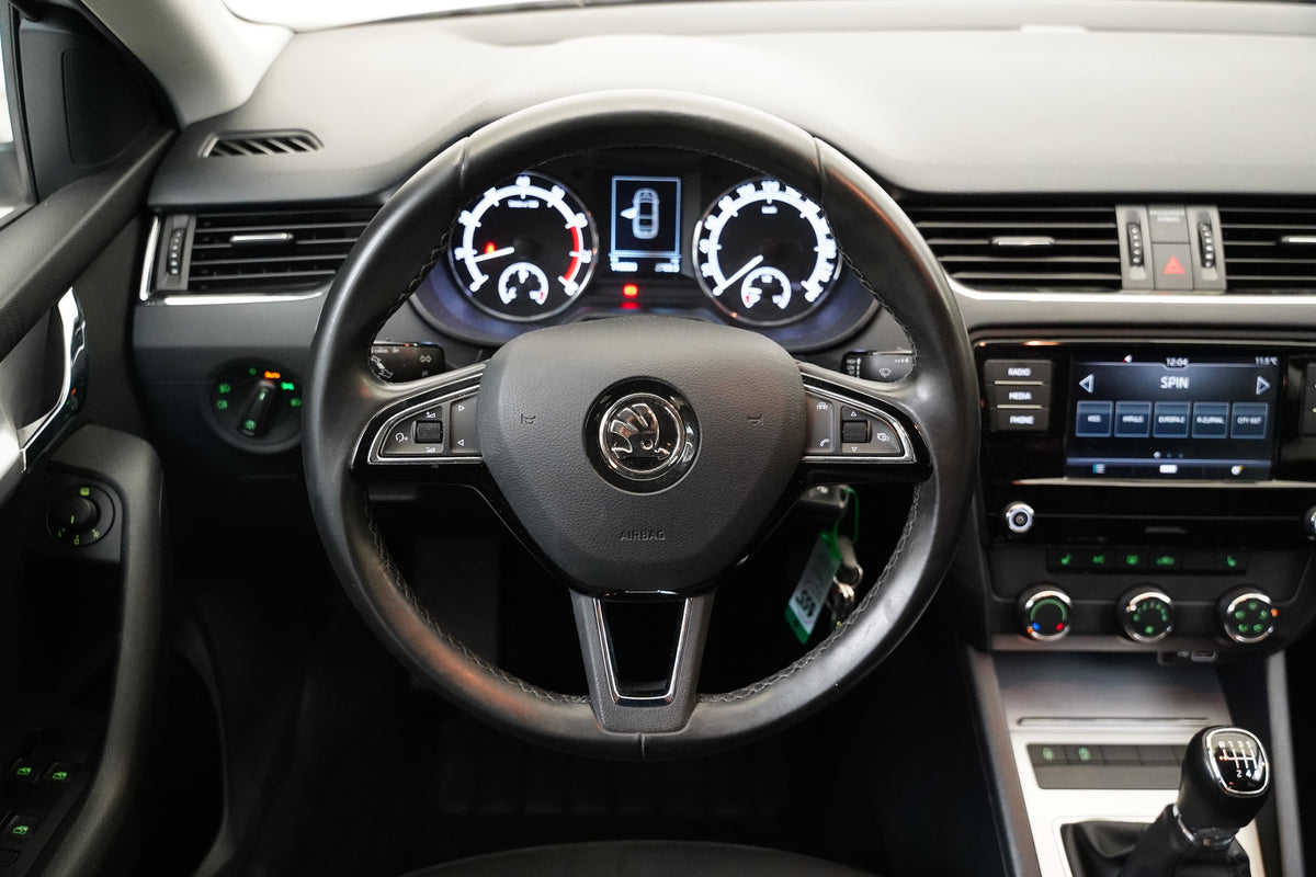 Škoda Octavia 1.4 TSI Ambition – foto 18