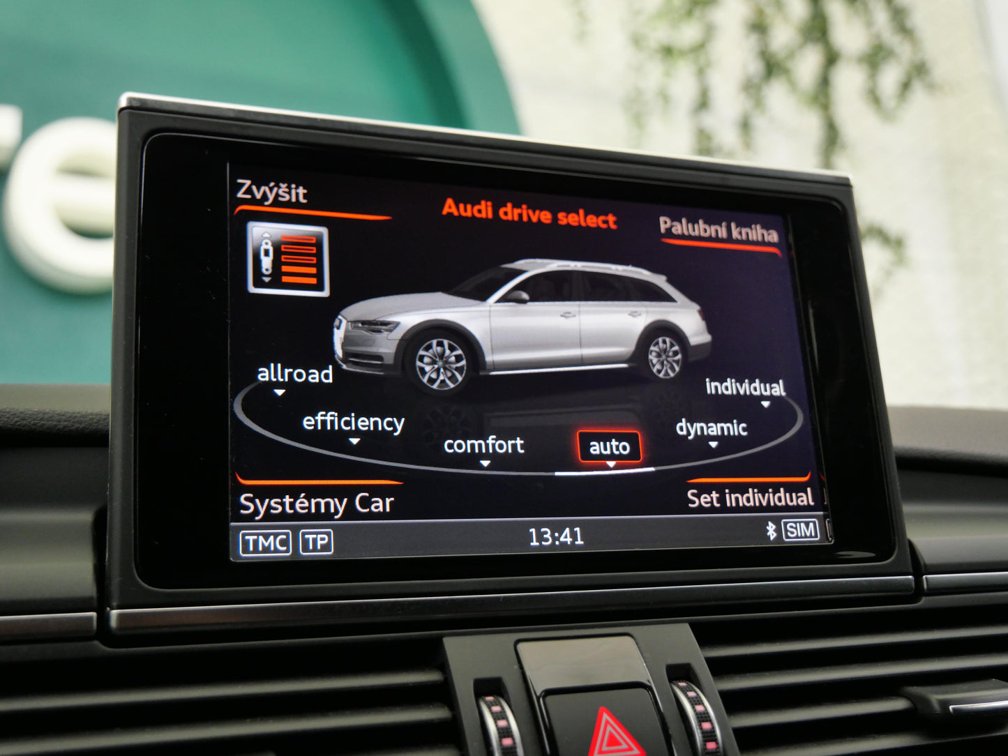 Audi A6 allroad quattro 3.0 TDI V6 200 kW Allroad