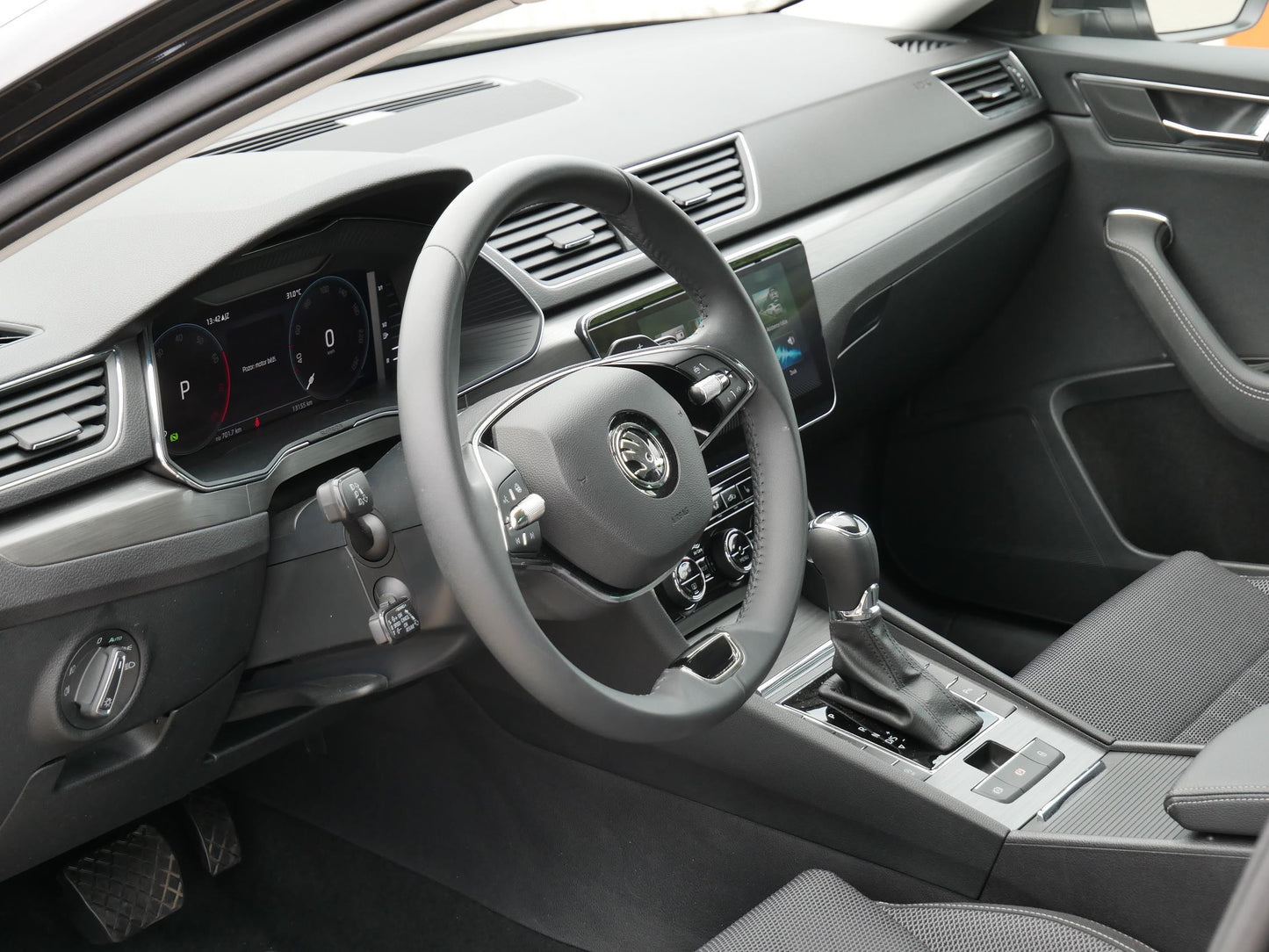 Škoda Superb 2.0 TSI 140 kW Style