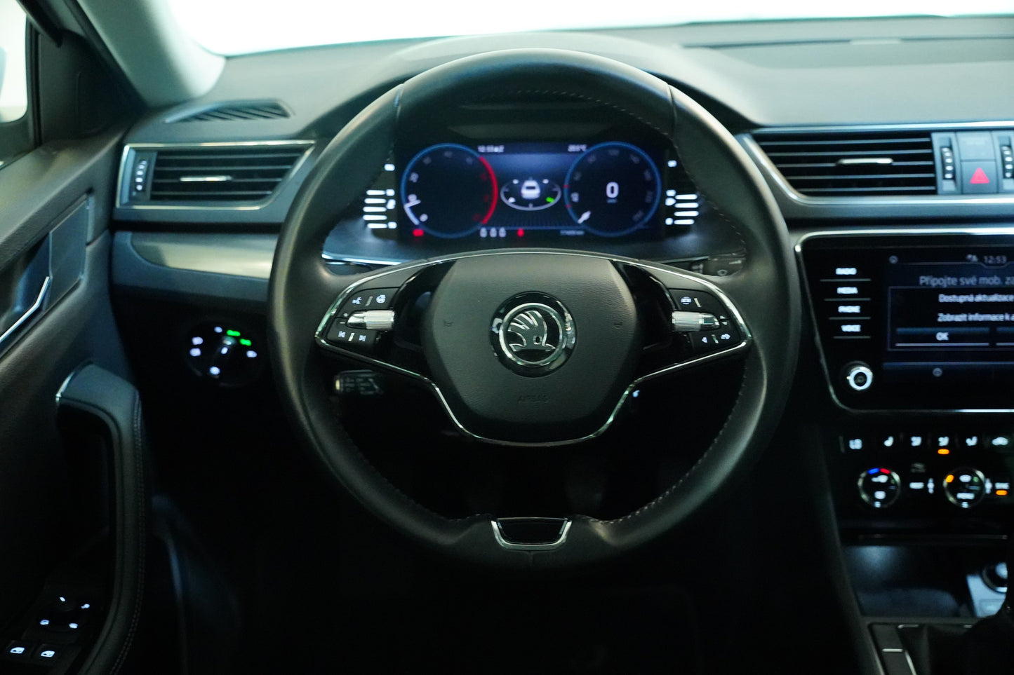 Škoda Superb 2.0 TDI 110 kW Style