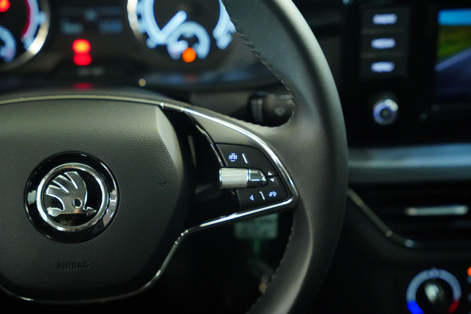Škoda Kamiq 1.0 TSI 81 kW Ambition – foto 17