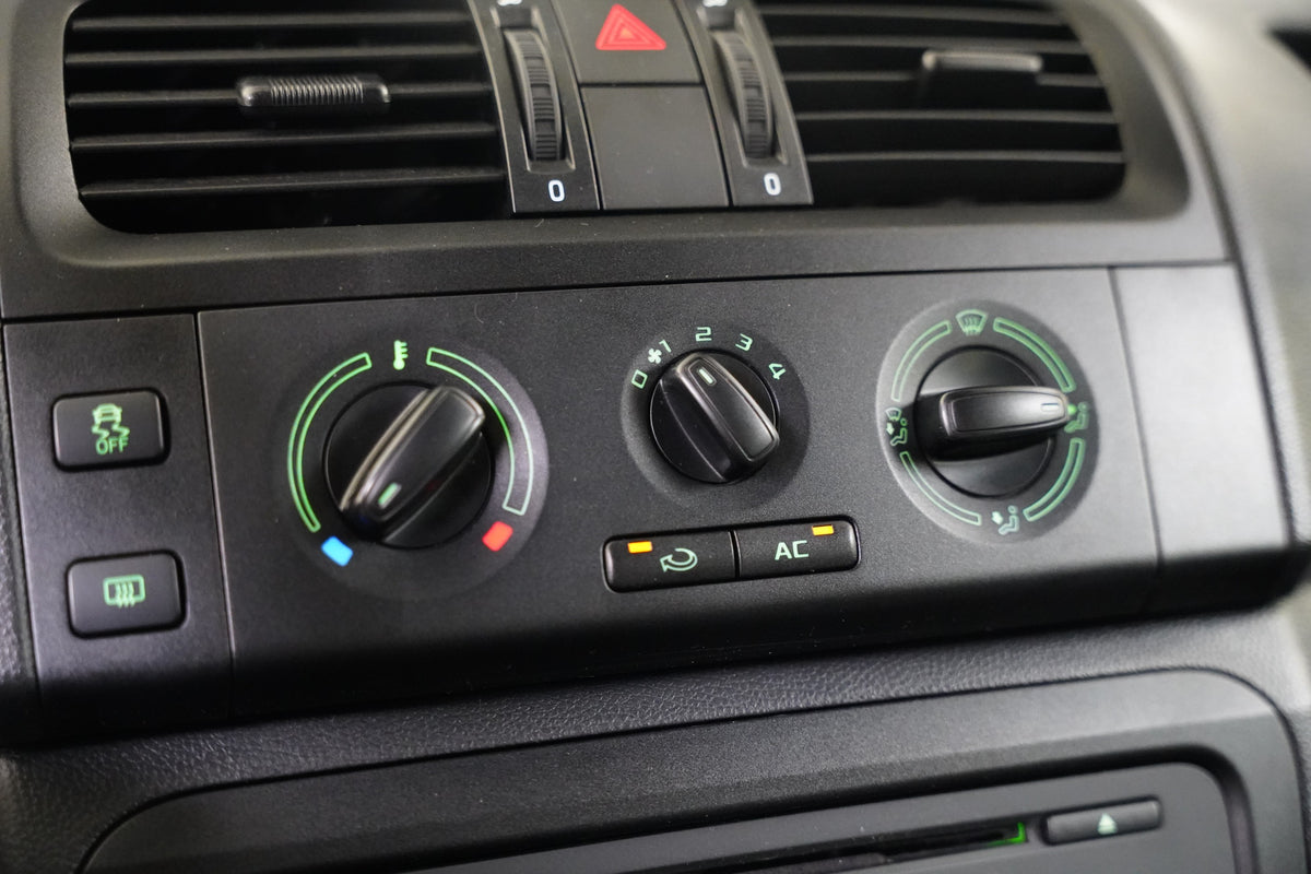 Škoda Fabia 1.4 16V 63 kW Tour Active – foto 18