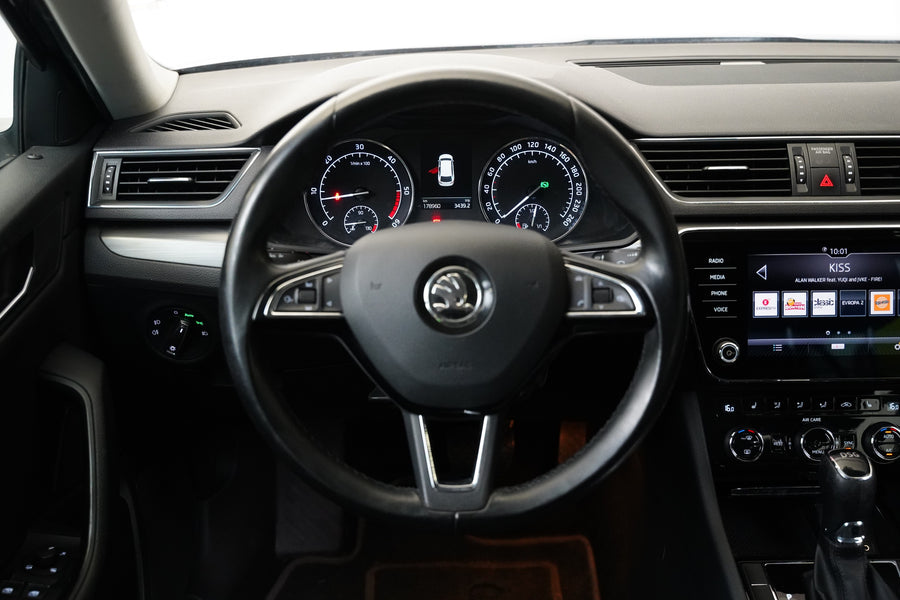 Škoda Superb 2.0 TDI 110 kW Style – foto 18