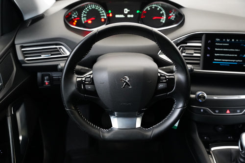 Peugeot 308 1.2 PT 96 kW – foto 18