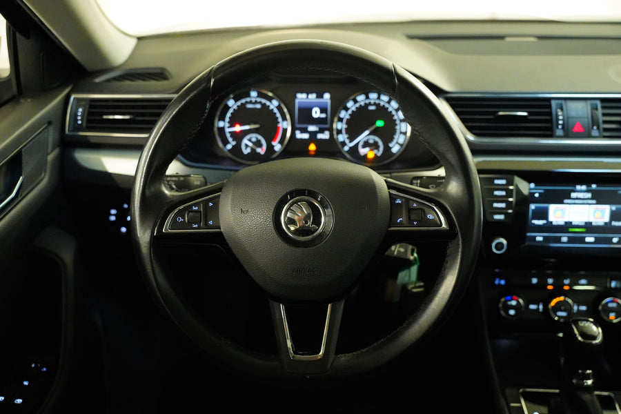 Škoda Superb 1.6 TDI 88 kW DSG Ambition – foto 18
