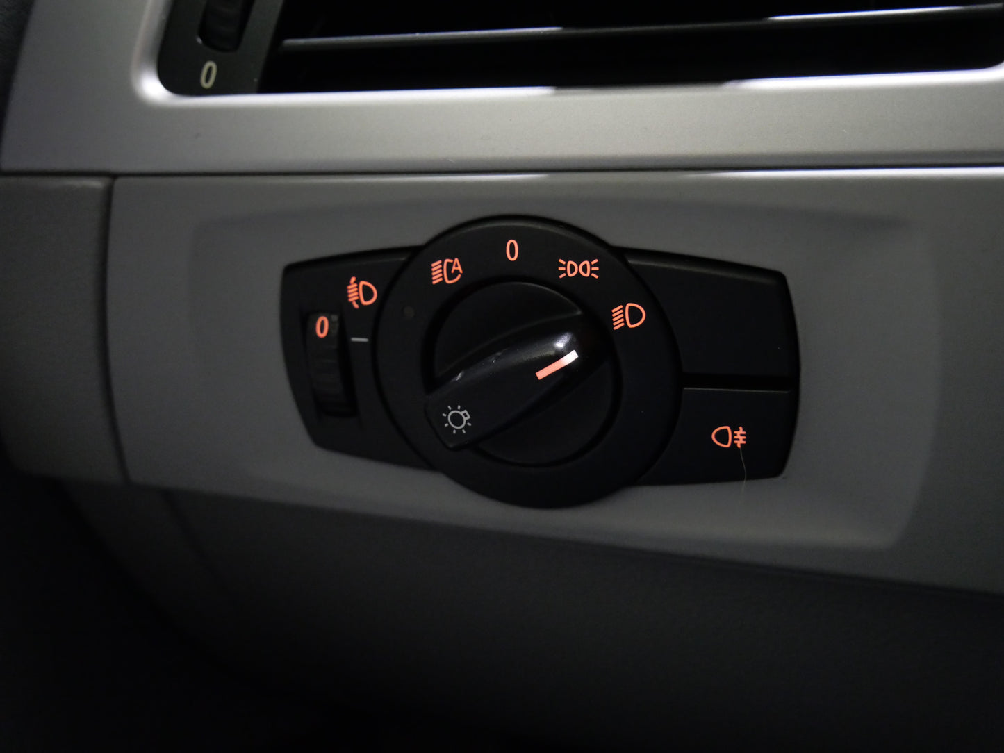 BMW 3 Series 318i 95 kW