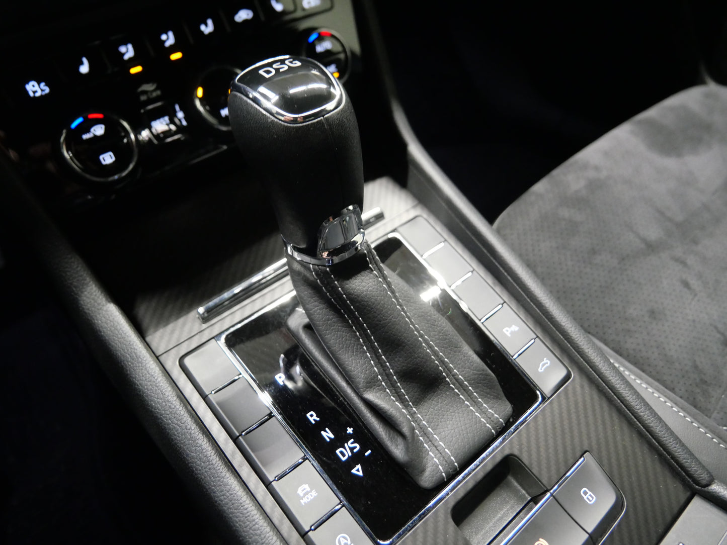 ŠKODA Superb 2.0 TDI 110 kW DSG Sportline