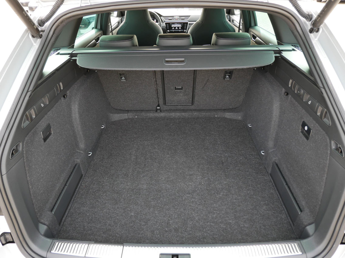 Škoda Superb 2.0 TDI 147 kW Sportline