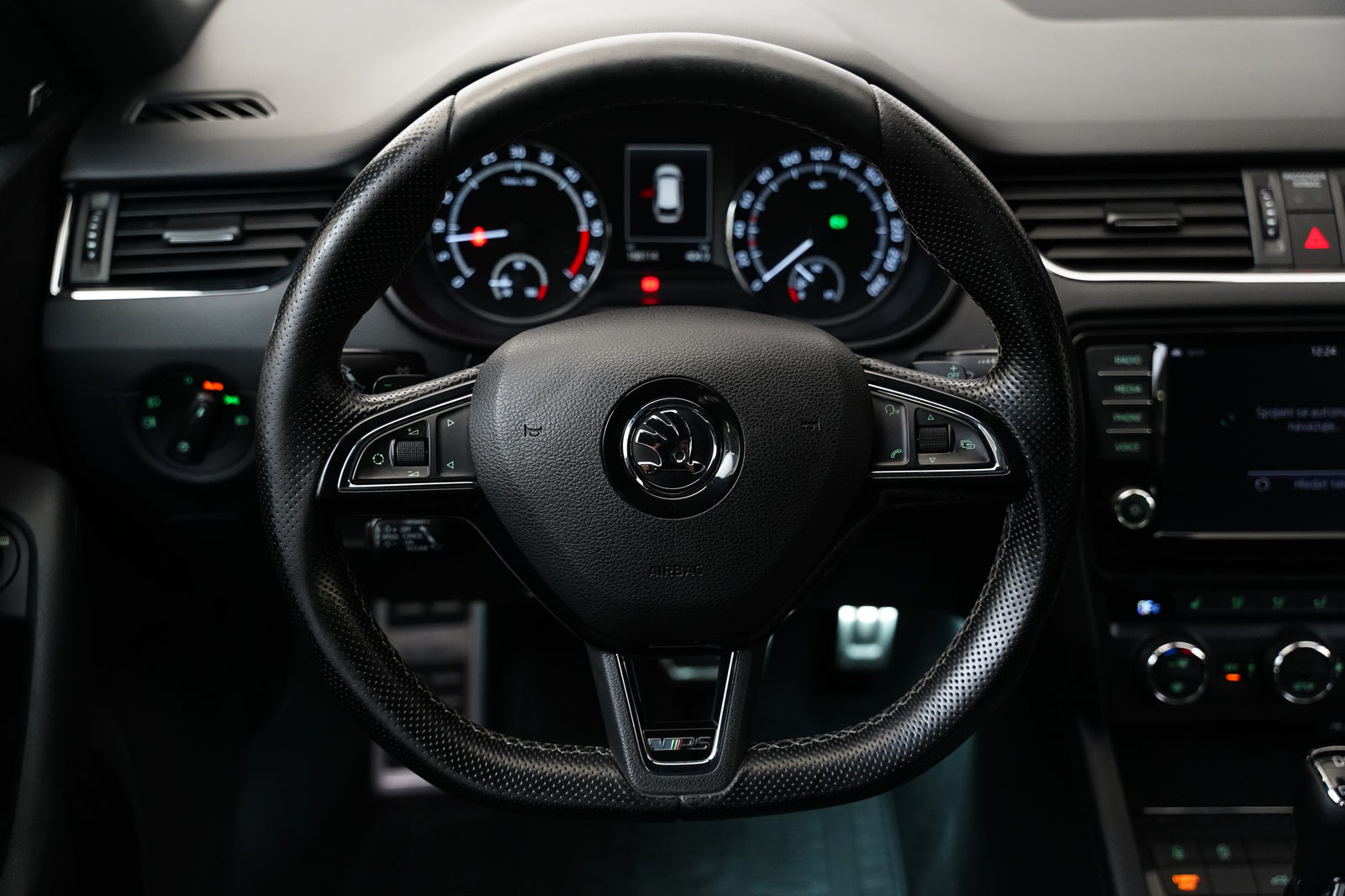 Škoda Octavia 2.0 TDI 135 kW DSG RS – foto 18
