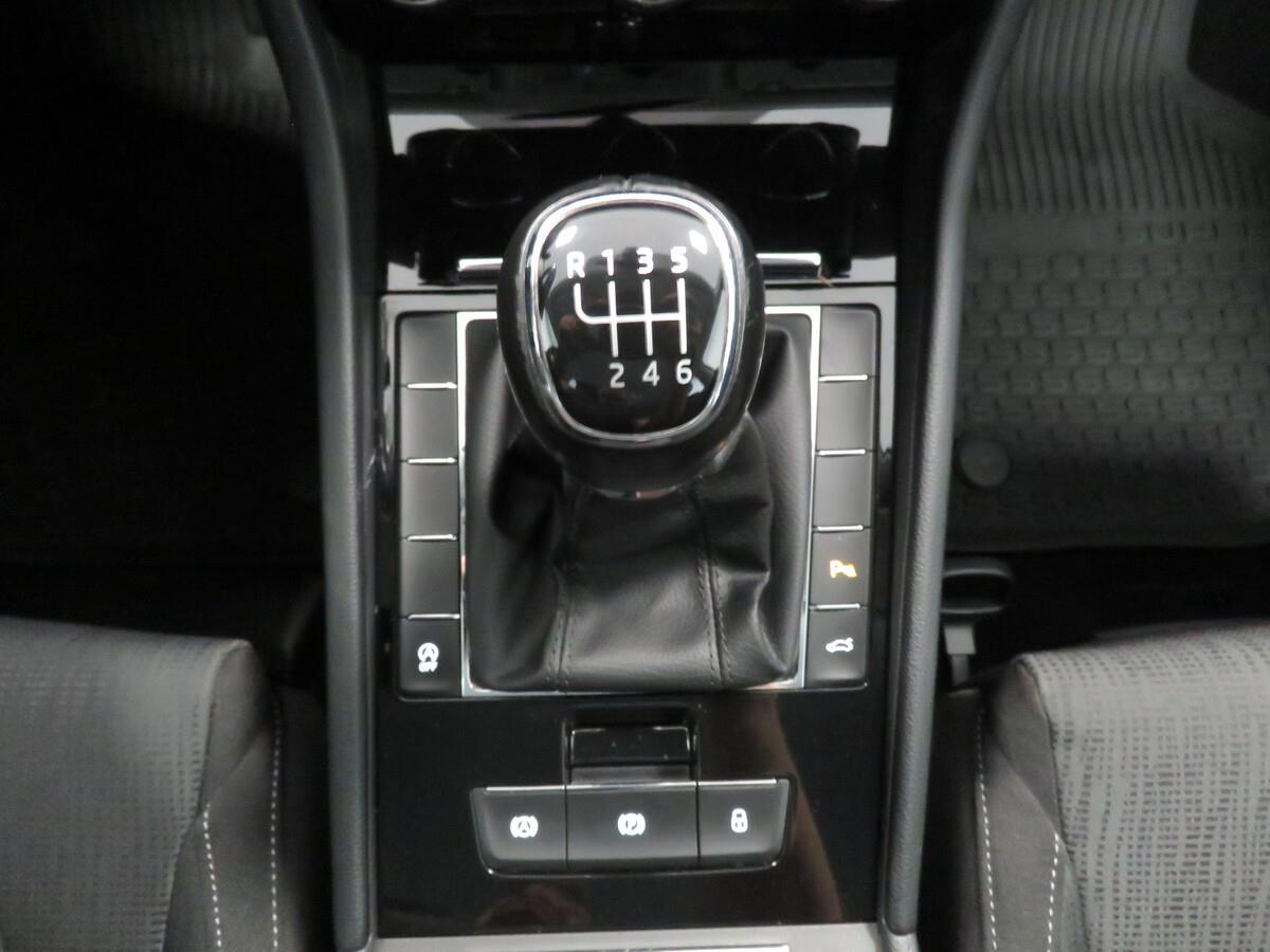 Škoda Superb 2.0 TDI 110 kW Ambition plus