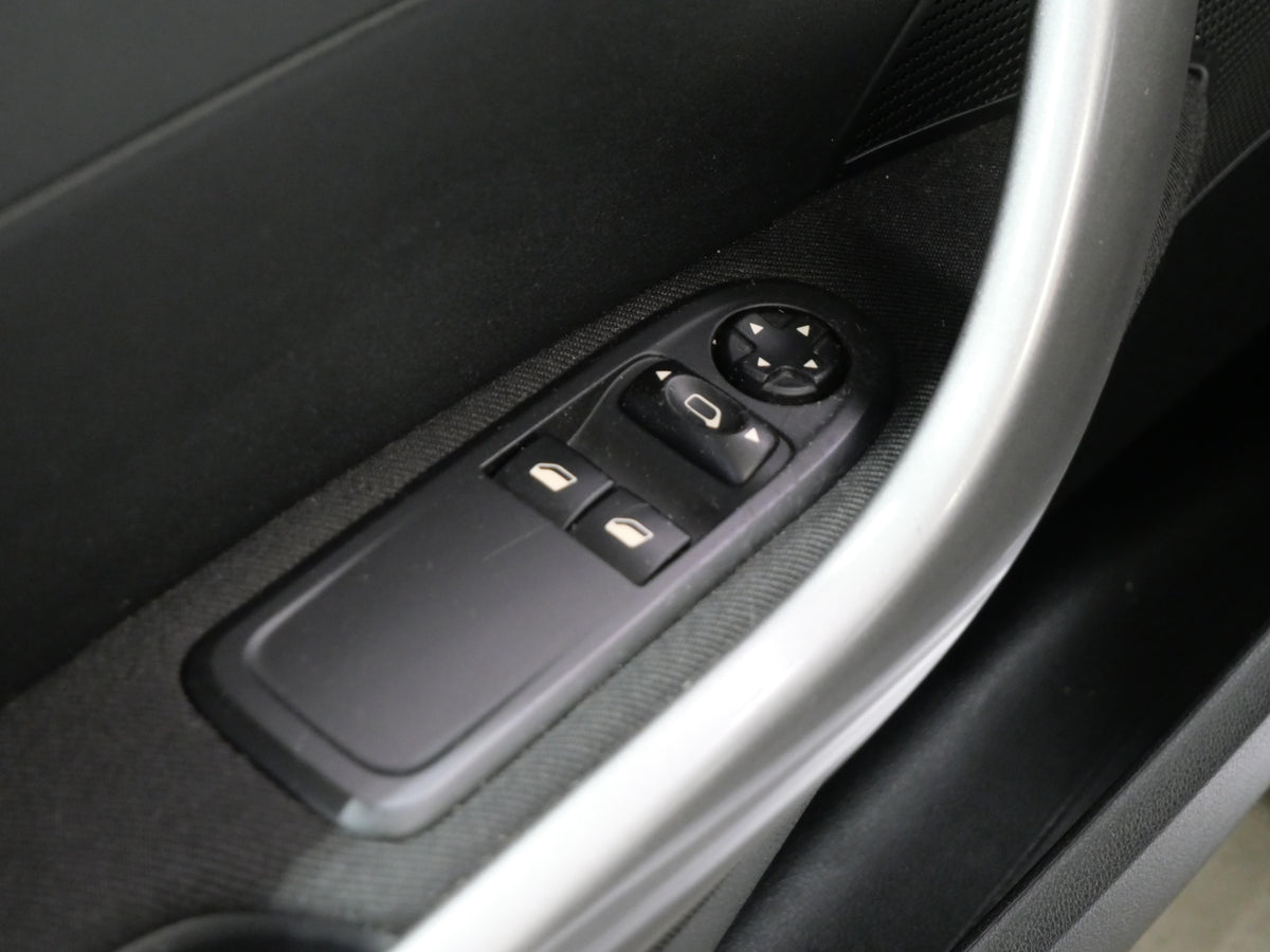 Peugeot 308 SW 1.4 16V VTI 70 kW – foto 18